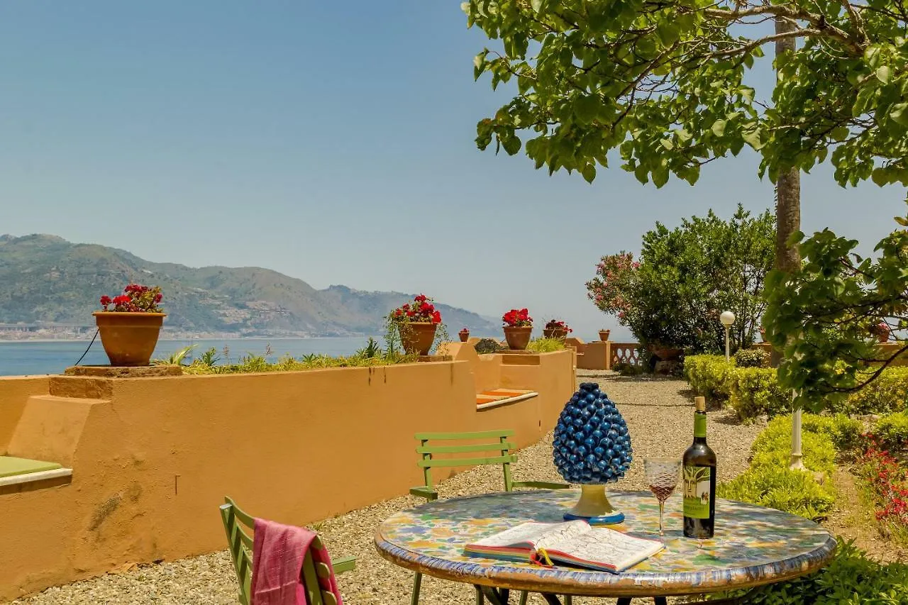 Villa Mazzaro Taormina 0*,  Italië